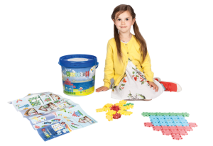 jr300-girl-with-bp-flower-house-and-drum-web